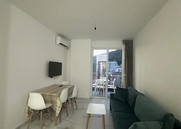 Apartment Holiday *