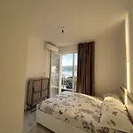 Apartment Holiday Shëngjin