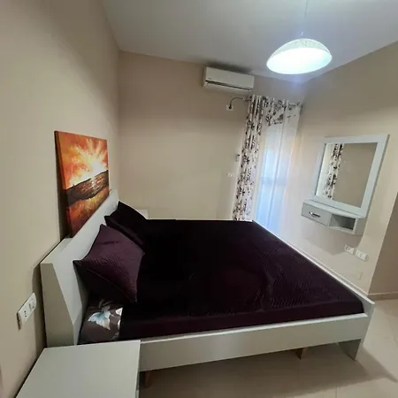 Apartment Holiday *